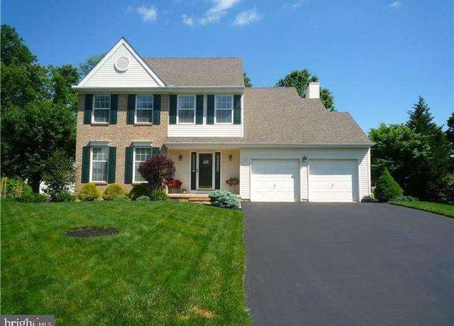 Property at 8 Spur Ridge Ct, Newark, DE 19702, 4 beds, 2.5 baths
