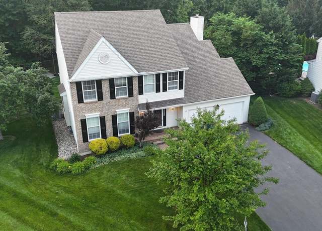 Property at 8 Spur Ridge Ct, Newark, DE 19702, 4 beds, 2.5 baths