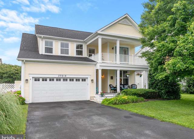 Property at 37018 Owl Dr, Selbyville, DE 19975, 5 beds, 3 baths