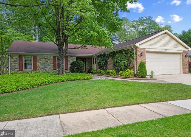 Property at 2569 Golfers Ridge Rd, Annapolis, MD 21401, 3 beds, 2 baths