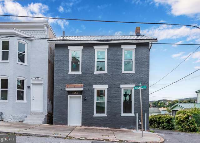 Property at 424 Walnut St, Cumberland, MD 21502, 3 beds, 1.5 baths