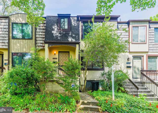 Property at 10704 Muirfield Dr, Potomac, MD 20854, 3 beds, 3 baths