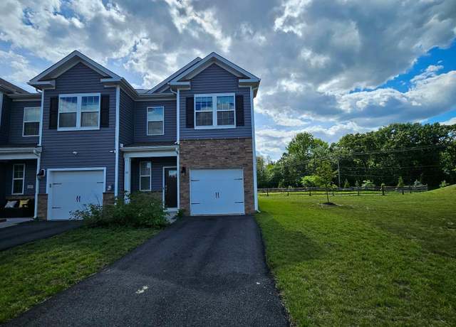 Property at 38 Peregrine Way, Burlington, NJ 08016, 3 beds, 2.5 baths