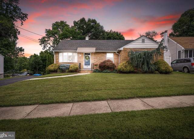 Property at 18 Middleton Dr, Hamilton, NJ 08620, 3 beds, 1.5 baths