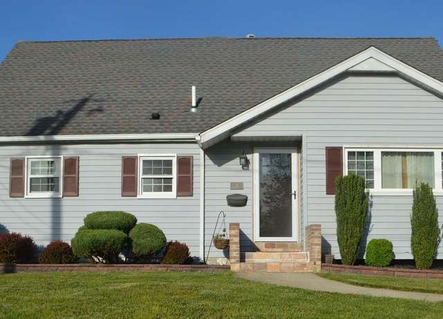 Property at 9 Jones Ave, Pennsville, NJ 08070, 4 beds, 2 baths