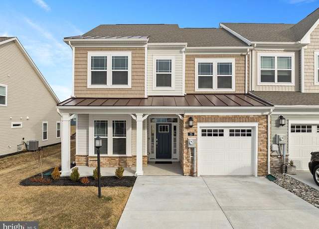 Property at 25 Boneset Dr, Gettysburg, PA 17325, 4 beds, 2.5 baths