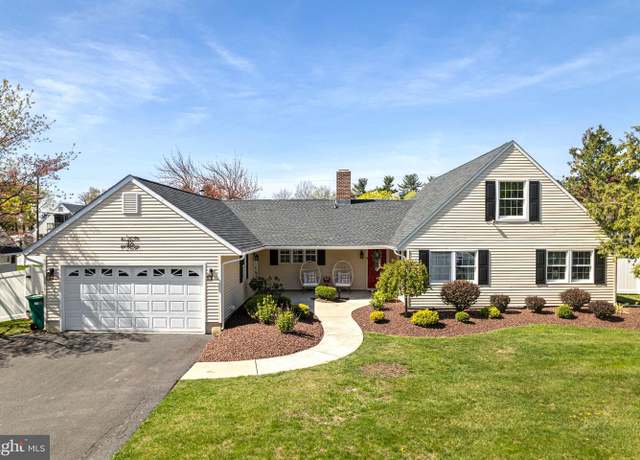 Property at 48 Silverbell Rd, Levittown, PA 19056, 6 beds, 3 baths