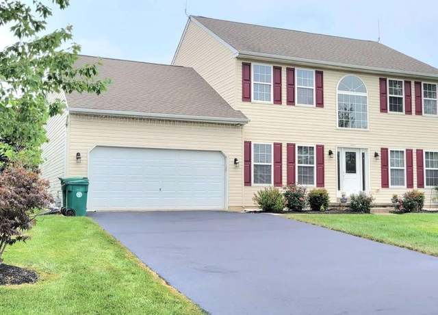 Property at 1064 Grayson Dr, Souderton, PA 18964, 4 beds, 2.5 baths