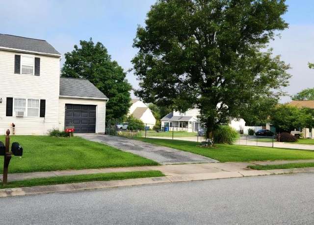 Property at 3152 Glen Hollow Dr, Dover, PA 17315, 2 beds, 1.5 baths