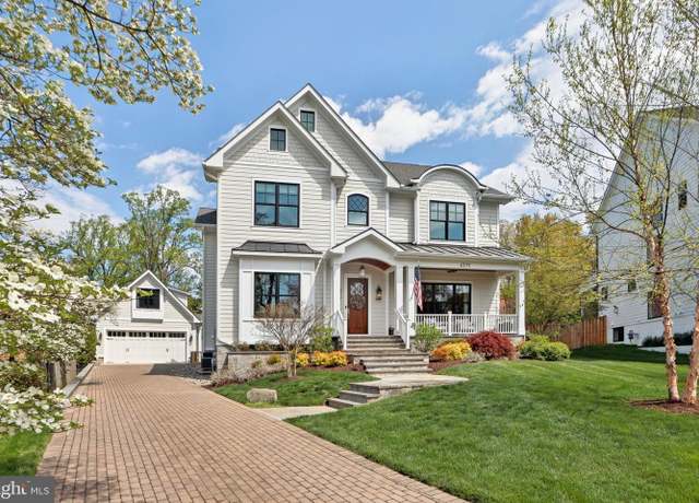 Property at 4777 33rd St N, Arlington, VA 22207, 5 beds, 4.5 baths