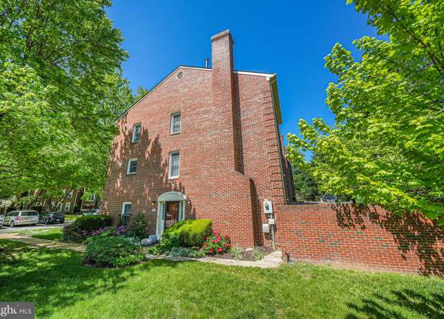 Property at 2 S Manchester St S, Arlington, VA 22204, 3 beds, 3.5 baths