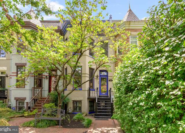 Property at 1321 E East Capitol St SE, Washington, DC 20003, 3 beds, 2.5 baths