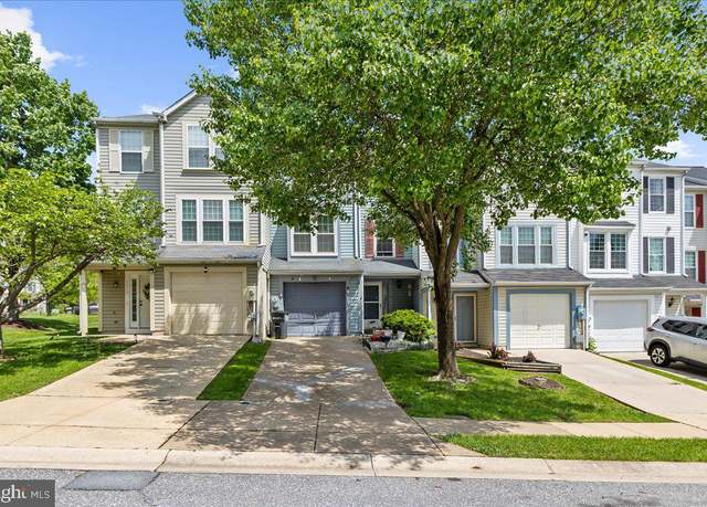 Property at 7710 Patuxent Oak Ct, Elkridge, MD 21075, 4 beds, 2.5 baths
