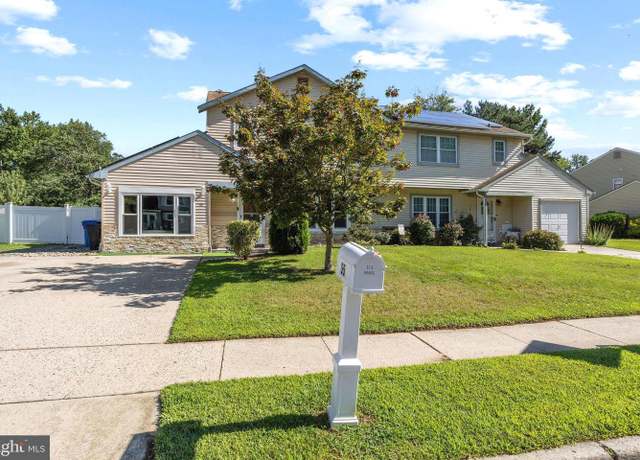 Property at 55 Greenwich Dr, Westampton, NJ 08060, 4 beds, 1.5 baths
