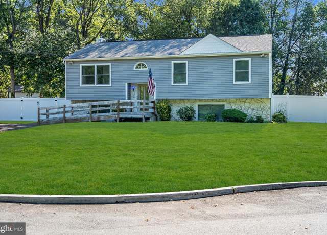 Property at 32 Williams Ave, Deptford, NJ 08096, 3 beds, 2.5 baths
