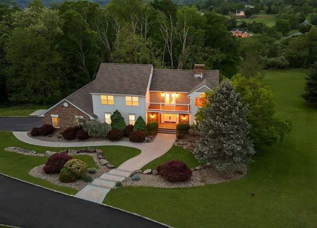 Property at 152 Hickory Corner Rd, Milford, NJ 08848, 6 beds, 4.5 baths