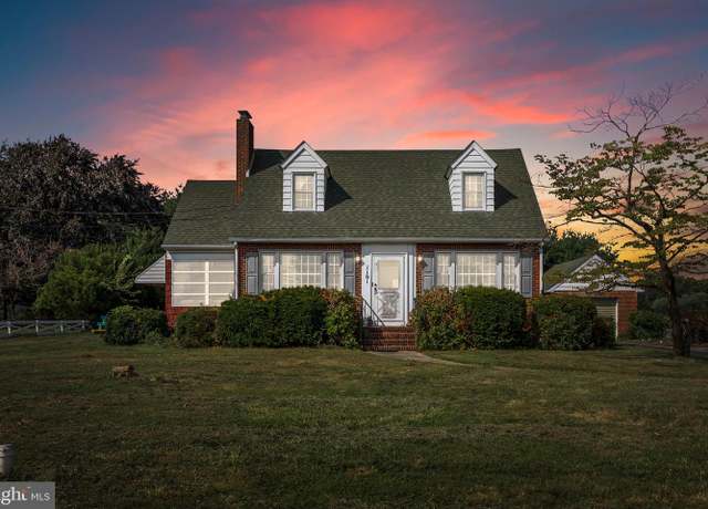 Property at 1161 Route 40, Pilesgrove, NJ 08098, 3 beds, 1.5 baths