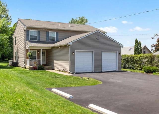 Property at 154-B S Main St, Dublin, PA 18917, 3 beds, 1.5 baths