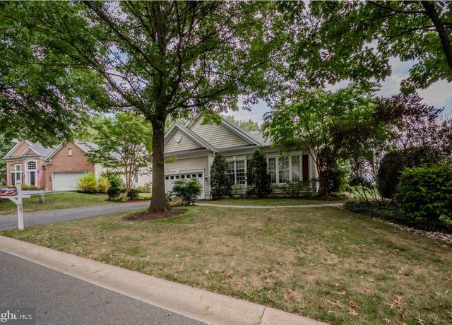 Property at 607 Martin Dr, Avondale, PA 19311, 3 beds, 4 baths
