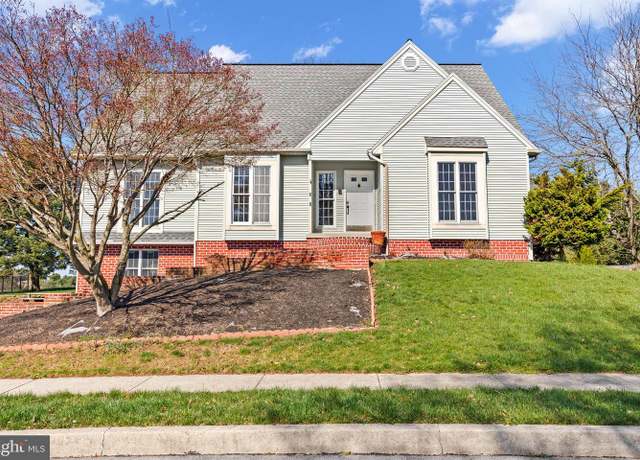 Property at 878 Buttermilk Ct, Harrisburg, PA 17111, 3 beds, 3.5 baths
