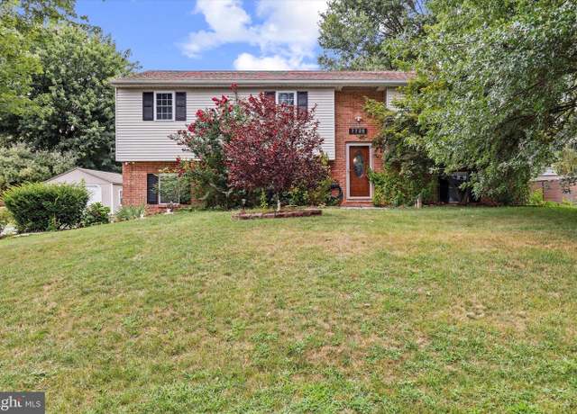 Property at 7728 Farmdale Ave, Harrisburg, PA 17112, 4 beds, 3 baths