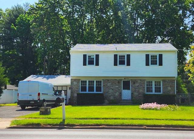 Property at 127 Meetinghouse Rd, Hatboro, PA 19040, 4 beds, 2 baths