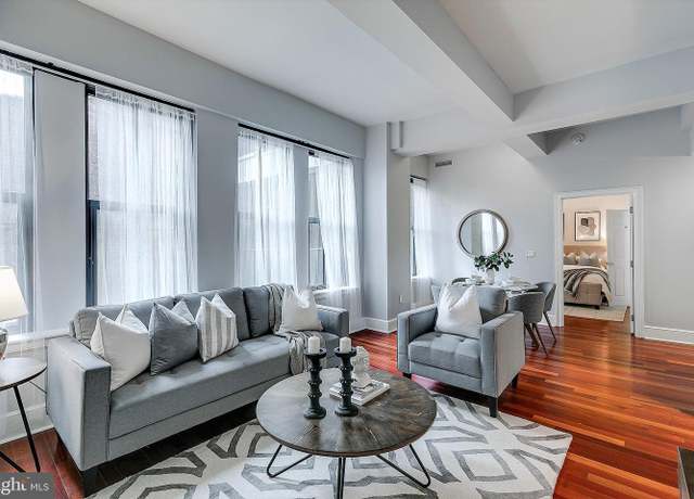 Property at 1500 Chestnut St Unit 19I, Philadelphia, PA 19102, 1 bed, 1 bath