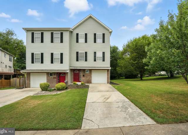 Property at 2134 S Lowell St, Arlington, VA 22204, 5 beds, 3.5 baths