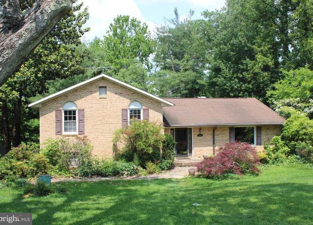 Property at 7022 Stafford St, Warrenton, VA 20187, 3 beds, 2.5 baths