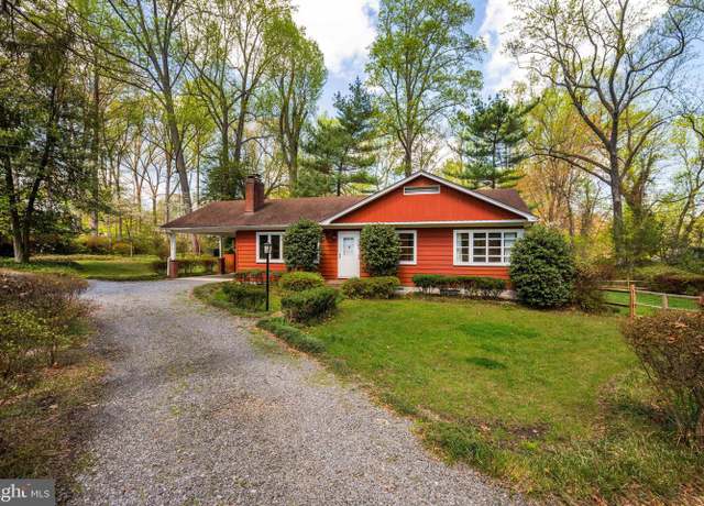 Property at 3814 Hillcrest Ln, Annandale, VA 22003, 4 beds, 3.5 baths