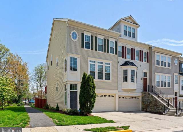 Property at 2068 Capstone, Herndon, VA 20170, 3 beds, 3 baths