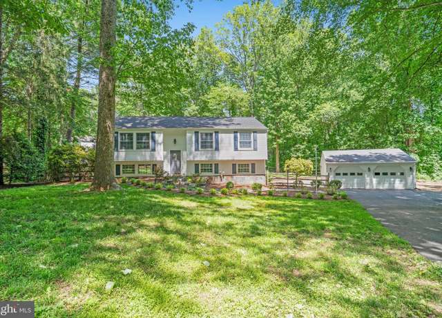 Property at 11921 Appling Valley Rd, Fairfax, VA 22030, 4 beds, 2.5 baths