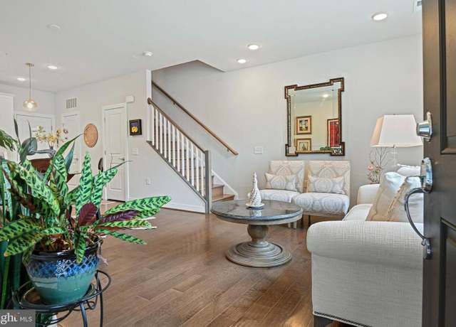 Property at 13342 Arrowbrook Centre Dr #108, Herndon, VA 20171, 3 beds, 2.5 baths