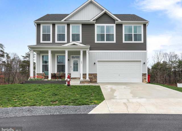 Property at 102 Cilantro Ln, Bunker Hill, WV 25413, 5 beds, 3 baths