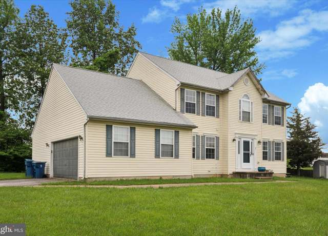 Property at 7 Gazelle Pl, New Castle, DE 19720, 4 beds, 2.5 baths