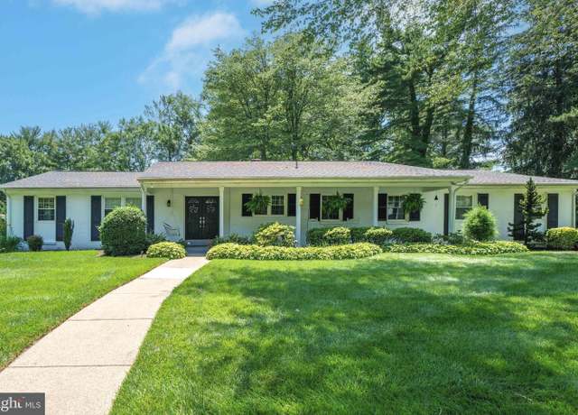Property at 4614 Sylvanus Dr, Wilmington, DE 19803, 3 beds, 2.5 baths