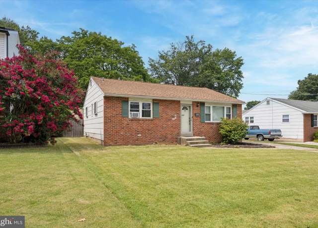 Property at 234 S Clinton Ave, Maple Shade, NJ 08052, 3 beds, 1 bath