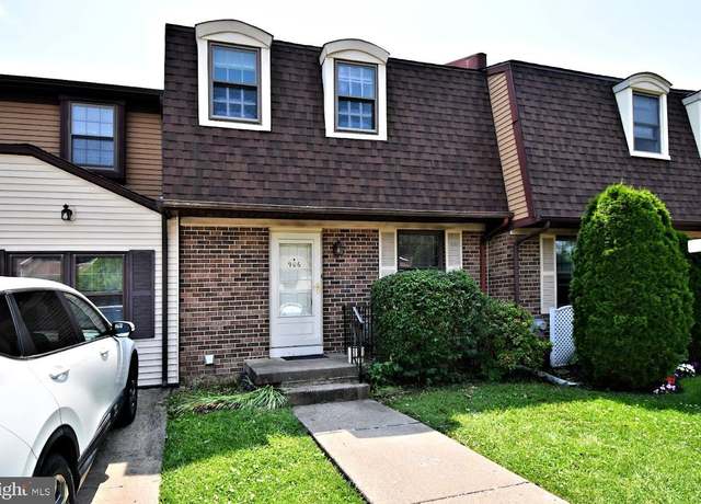 Property at 906 Clover Pl, Warminster, PA 18974, 3 beds, 2.5 baths