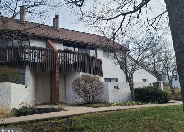 Property at 801-10 Stratford Dr, State College, PA 16801, 2 beds, 2 baths