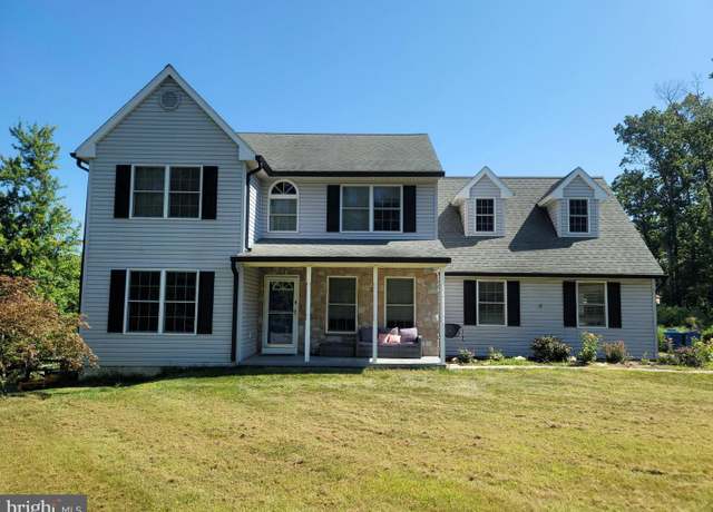 Property at 106 Toby Rd, Coatesville, PA 19320, 4 beds, 2.5 baths