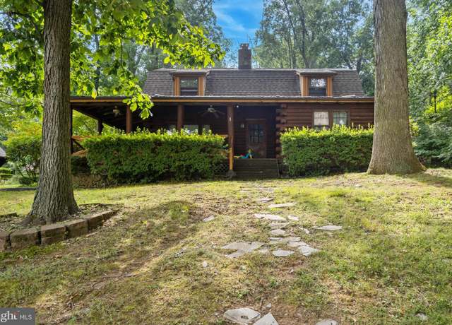 Property at 783 Hill Ave, Aston, PA 19014, 3 beds, 1.5 baths