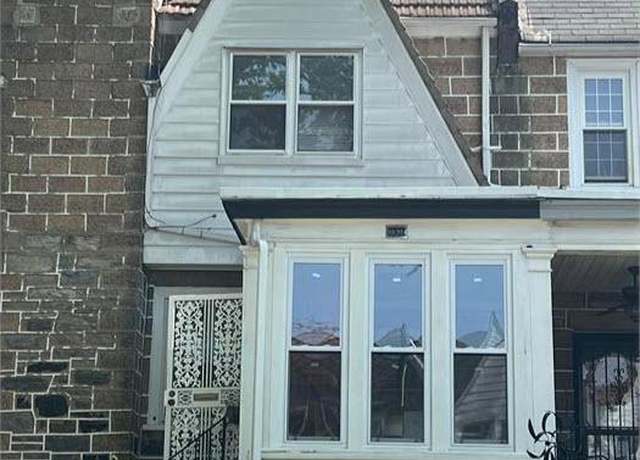 Property at 939 Flanders Rd, Philadelphia, PA 19151, 3 beds, 1.5 baths