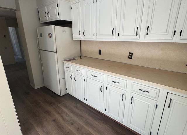 Property at 120-122 N Line St, Girardville, PA 17935, 6 beds, 2.5 baths