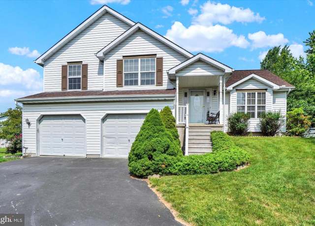 Property at 171 Berkshire Ln, Stewartstown, PA 17363, 3 beds, 2.5 baths