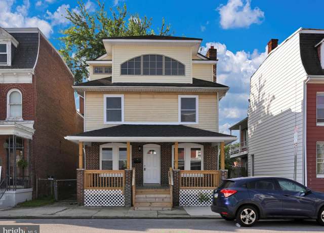 Property at 960 E Philadelphia St, York, PA 17403, 5 beds, 2.5 baths