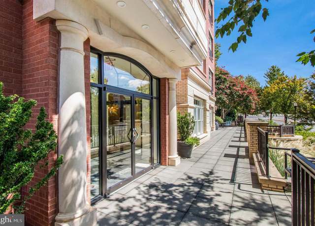Property at 2801 Langston Blvd #302, Arlington, VA 22201, 2 beds, 2 baths