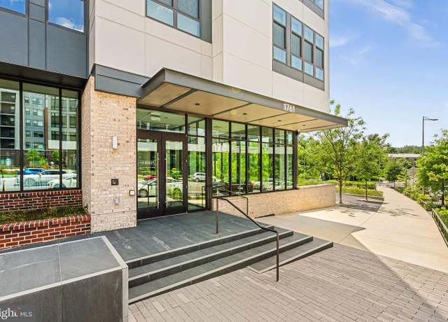 Property at 1761 Old Meadow Rd #104, Mclean, VA 22102, 2 beds, 2.5 baths