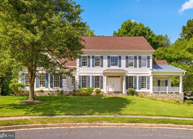 Property at 9434 Vernon Dr, Great Falls, VA 22066, 4 beds, 3.5 baths