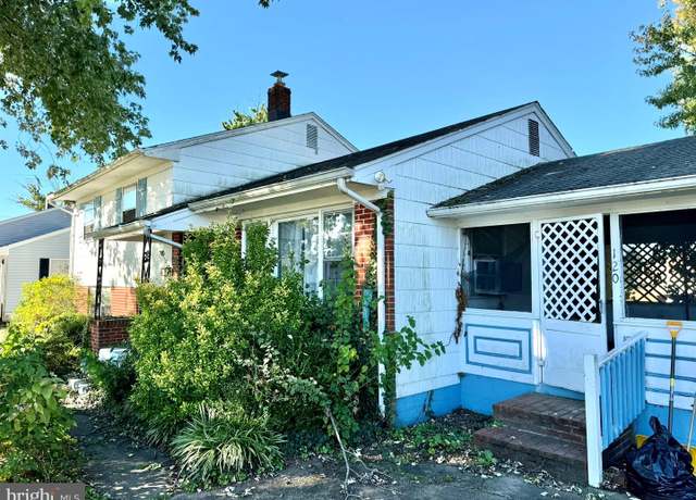 Property at 120 Reese St, Dover, DE 19904, 3 beds, 1.5 baths
