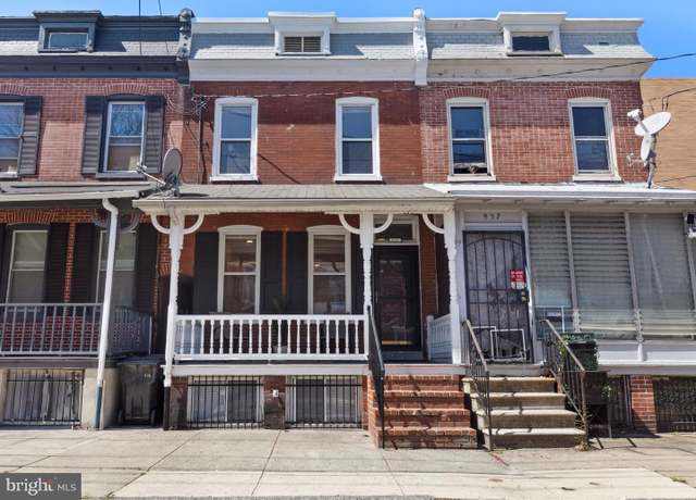 Property at 835 N Pine St, Wilmington, DE 19801, 3 beds, 1 bath